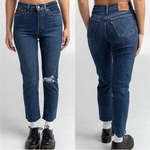 Levi’s wedgie jeans